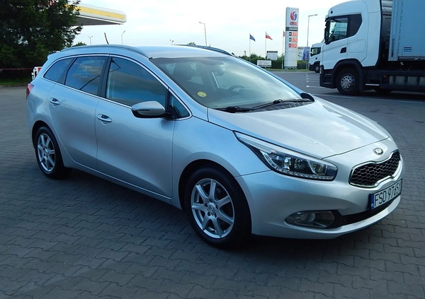 Kia Ceed cena 27000 przebieg: 191816, rok produkcji 2012 z Drezdenko małe 781